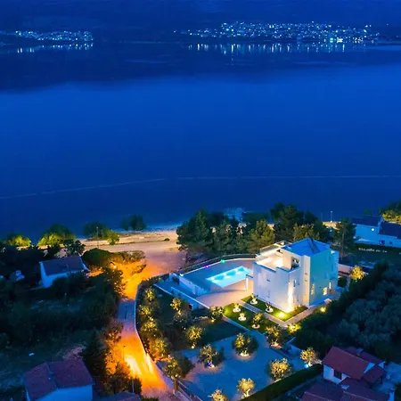 Villa Anto *